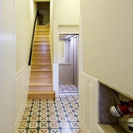 Bainharia Historic Centre Apartment *